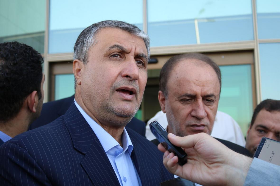 خبرنگاران وزیر راه و شهرسازی: تلاش داریم حباب قیمت مسکن شکسته شود