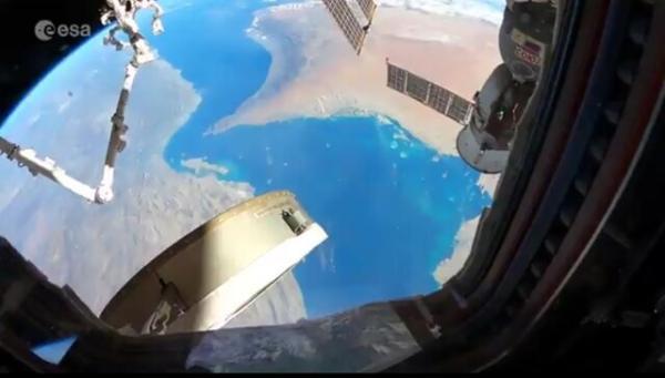 تماشای زیبایی شگفت انگیز خلیج فارس از اتاقک شیشه ای ایستگاه فضایی